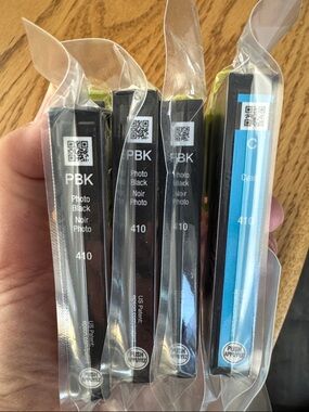 Epson 410 ink for Epson XP-640 printer 3 photo black 1 cyan blue sealed